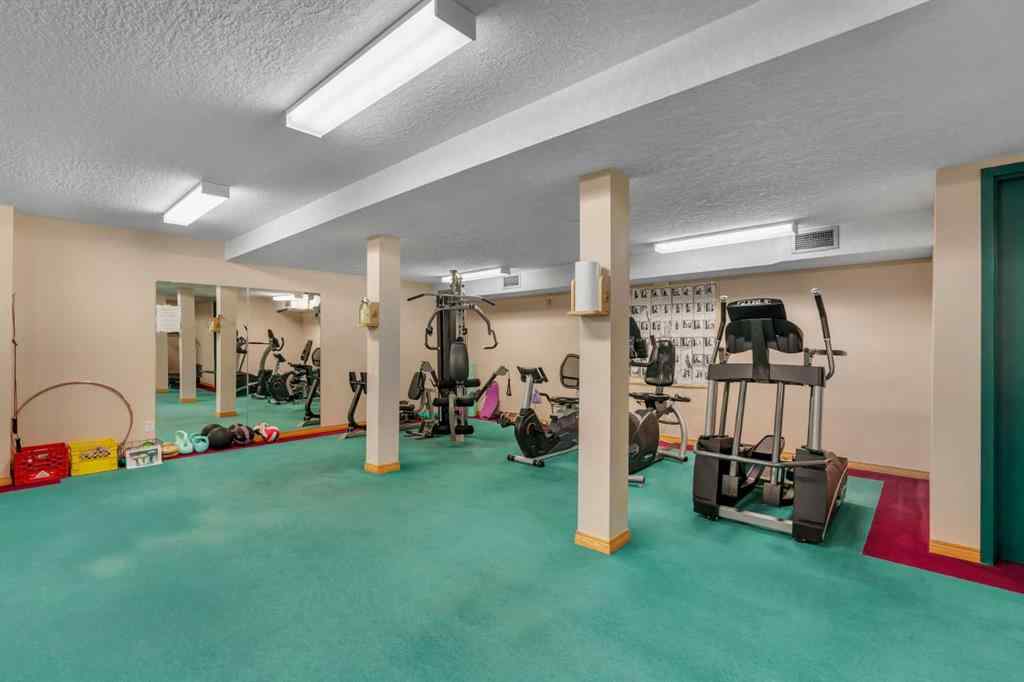 MLS® A2261309 - Unit #135 7229 Sierra Morena Boulevard SW in Signal Hill Calgary, Residential