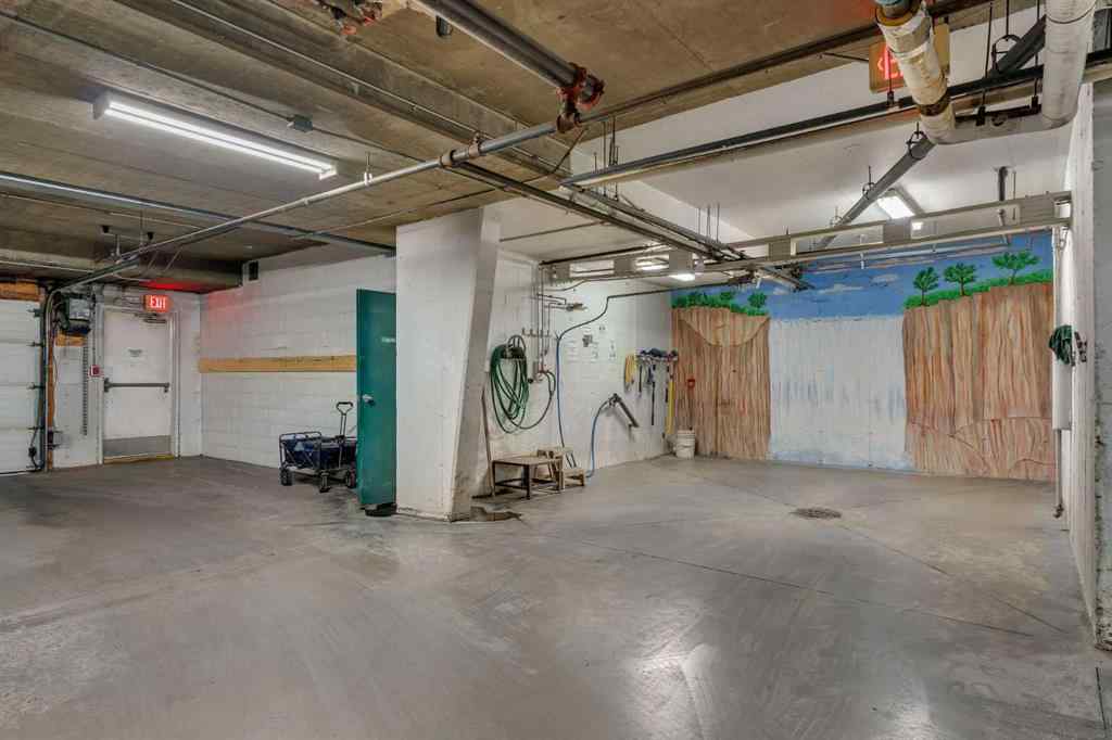 MLS® A2261309 - Unit #135 7229 Sierra Morena Boulevard SW in Signal Hill Calgary, Residential