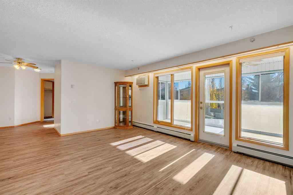 MLS® A2261309 - Unit #135 7229 Sierra Morena Boulevard SW in Signal Hill Calgary, Residential