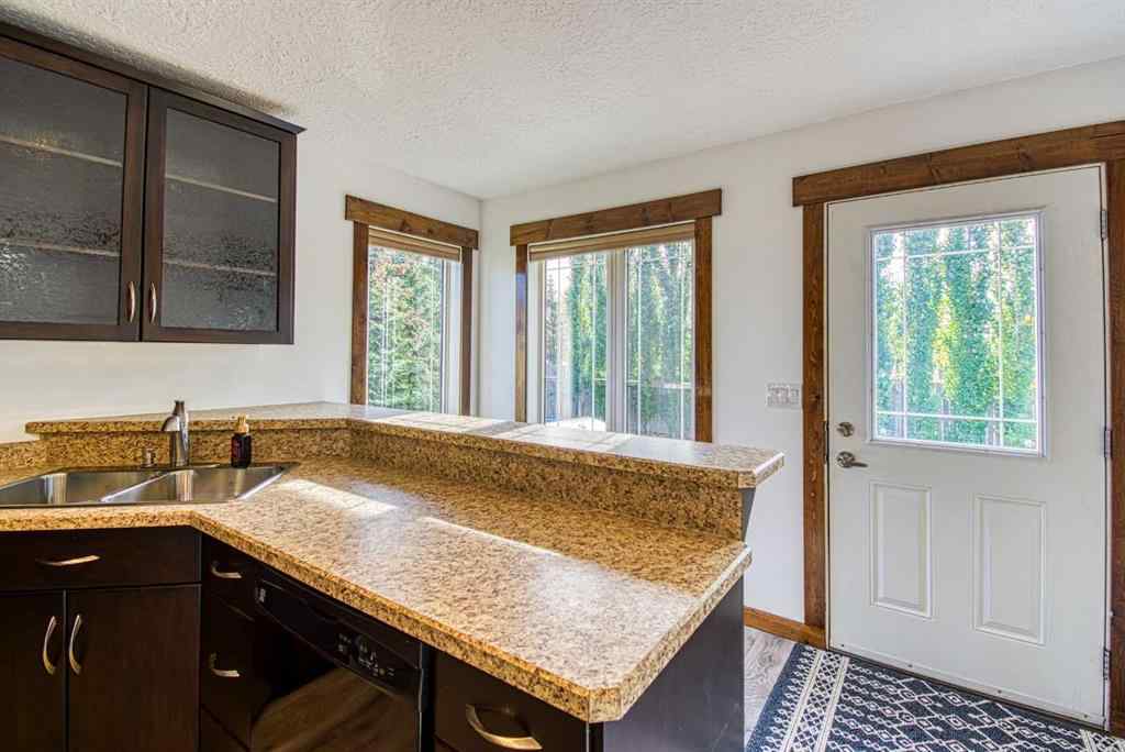 MLS® A2261316 - 10602 100 Ave   in NONE Hythe, Residential