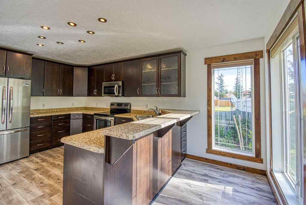 MLS® A2261316 - 10602 100 Ave   in NONE Hythe, Residential