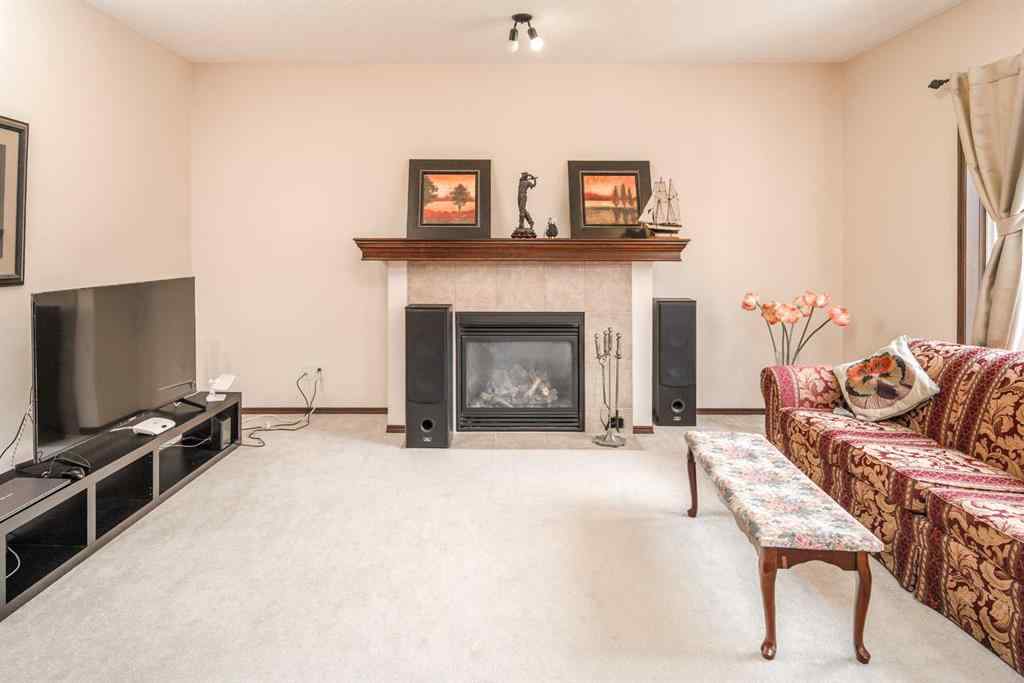 MLS® A2261319 - 109 St Moritz Place SW in Springbank Hill Calgary, Residential