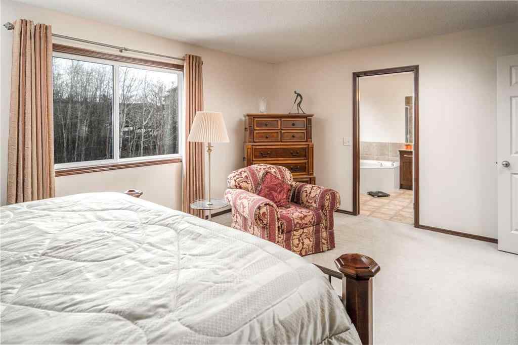 MLS® A2261319 - 109 St Moritz Place SW in Springbank Hill Calgary, Residential