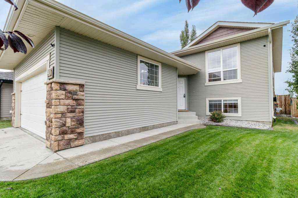 MLS® A2261323 - 90 Larsen Crescent  in Lonsdale Red Deer, Residential