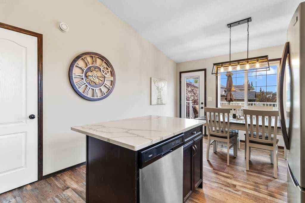 MLS® A2261323 - 90 Larsen Crescent  in Lonsdale Red Deer, Residential