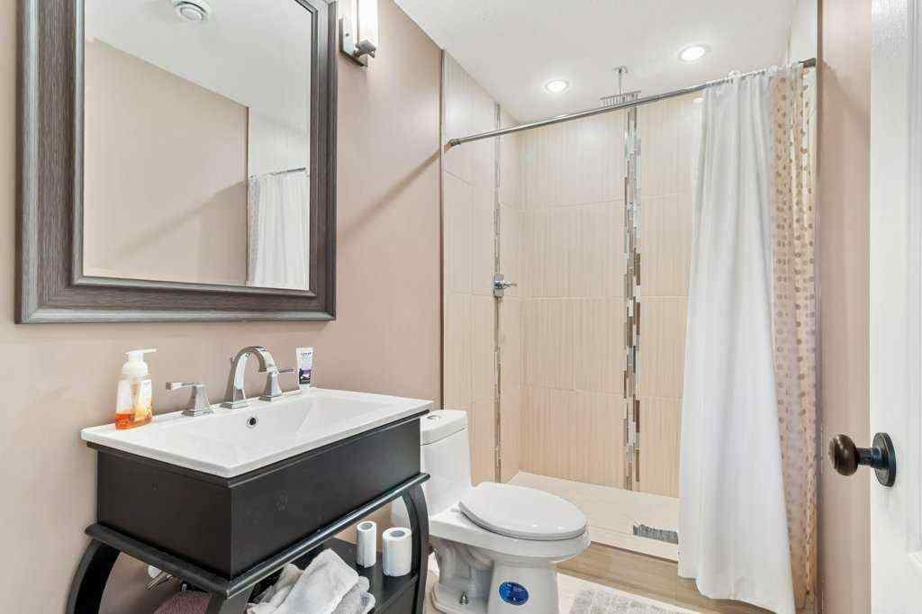 MLS® A2261323 - 90 Larsen Crescent  in Lonsdale Red Deer, Residential