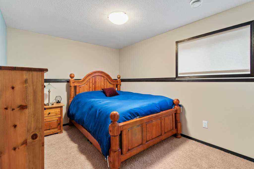 MLS® A2261323 - 90 Larsen Crescent  in Lonsdale Red Deer, Residential