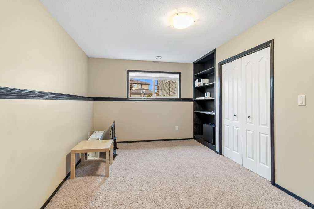 MLS® A2261323 - 90 Larsen Crescent  in Lonsdale Red Deer, Residential