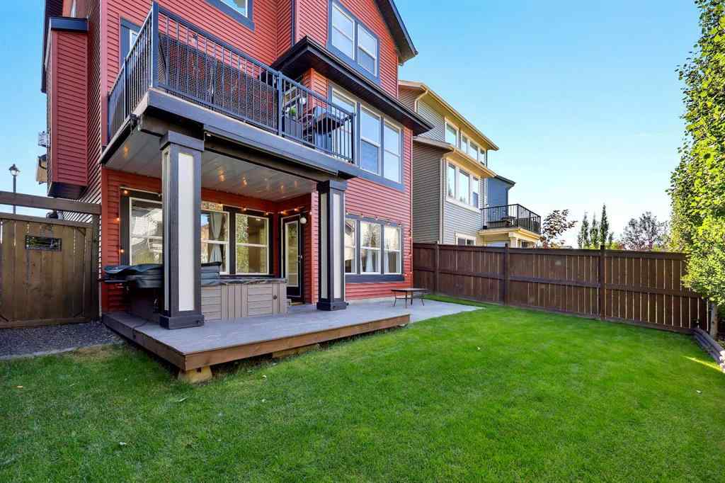 MLS® A2261327 - 272 Kingsmere Cove SE in Kings Heights Airdrie, Residential