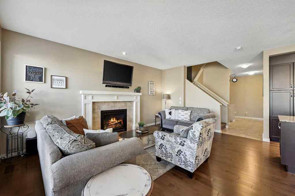 MLS® A2261327 - 272 Kingsmere Cove SE in Kings Heights Airdrie, Residential