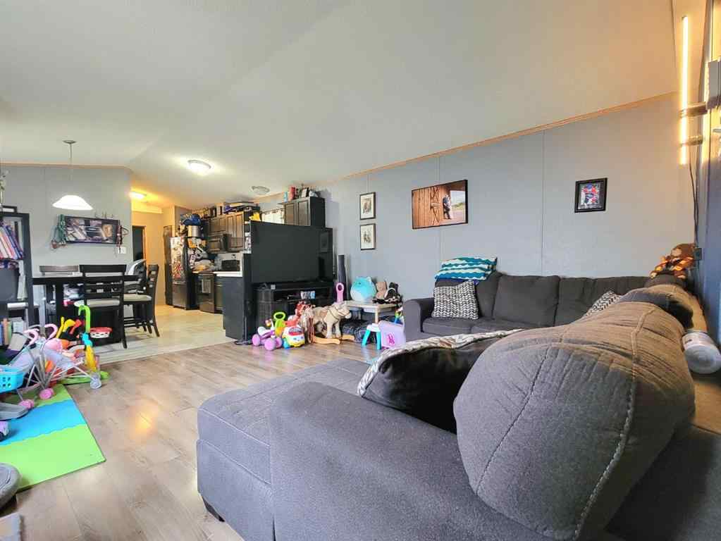 MLS® A2261328 - 8707 90 Street  in Creekside Grande Prairie, Residential