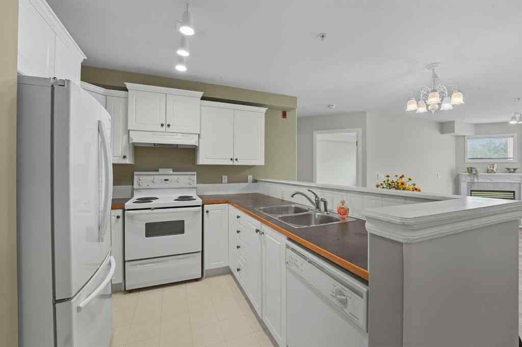 MLS® A2261332 - Unit #208 6118 53 Avenue  in Highland Green Red Deer, Residential