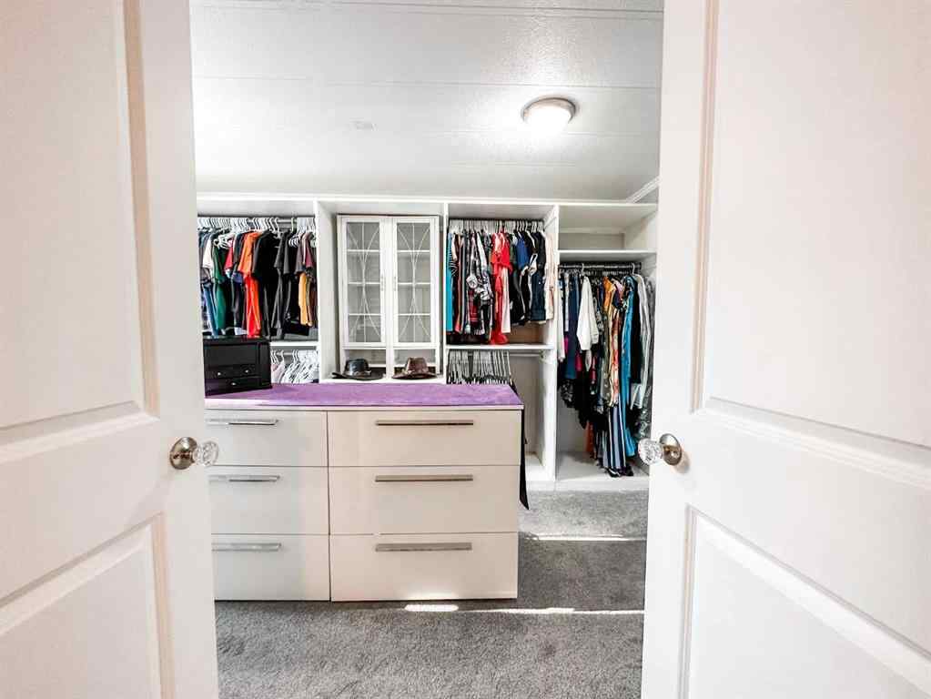 MLS® A2261333 - 3816 61 Street  in Grandview Stettler, Residential