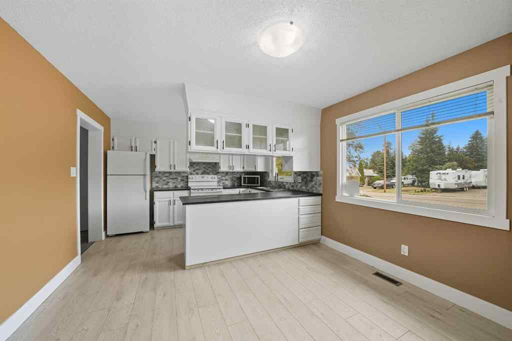 MLS® A2261339 - 4809 51 Avenue  in NONE Bentley, Residential