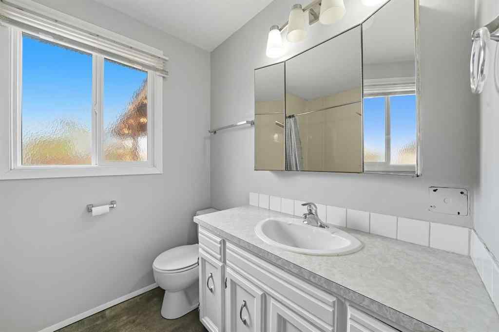 MLS® A2261339 - 4809 51 Avenue  in NONE Bentley, Residential