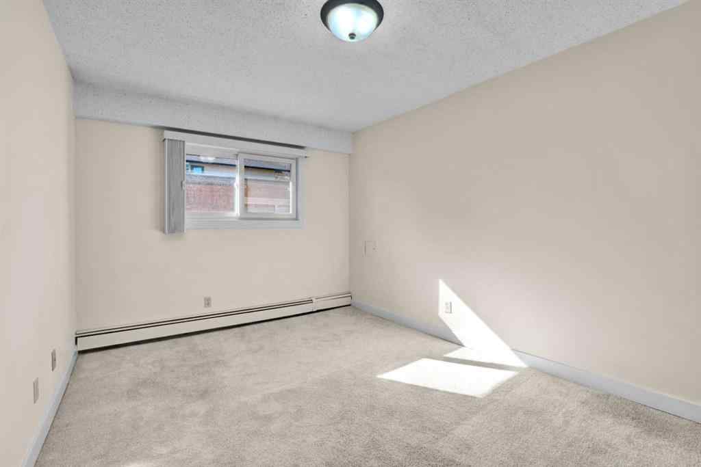 MLS® A2261340 - Unit #402 409 1 Avenue NE in Crescent Heights Calgary, Residential