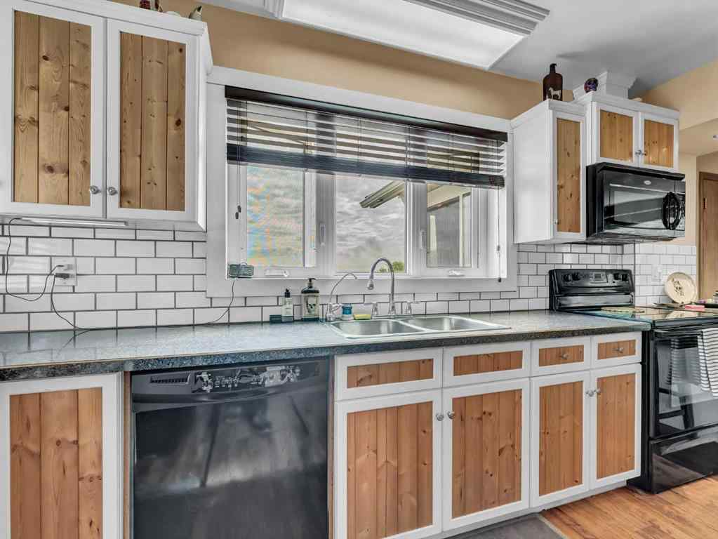 MLS® A2261341 - 10022 Highway 41   in NONE Rural Cypress County, Residential