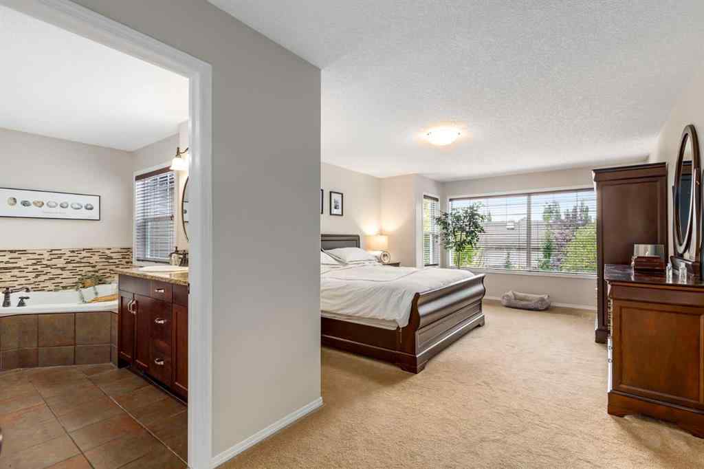 MLS® A2261350 - 72 Auburn Sound Crescent SE in Auburn Bay Calgary, Residential
