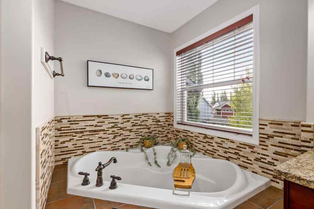 MLS® A2261350 - 72 Auburn Sound Crescent SE in Auburn Bay Calgary, Residential