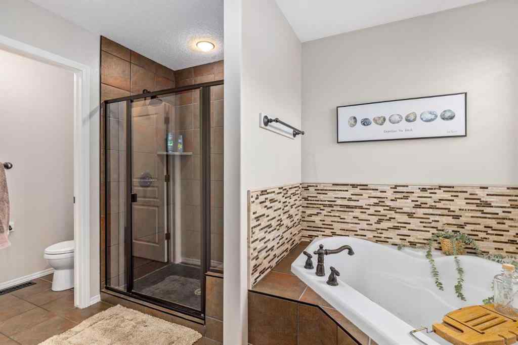 MLS® A2261350 - 72 Auburn Sound Crescent SE in Auburn Bay Calgary, Residential