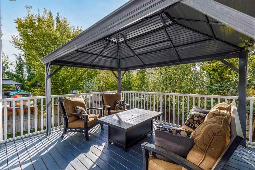 MLS® A2261350 - 72 Auburn Sound Crescent SE in Auburn Bay Calgary, Residential