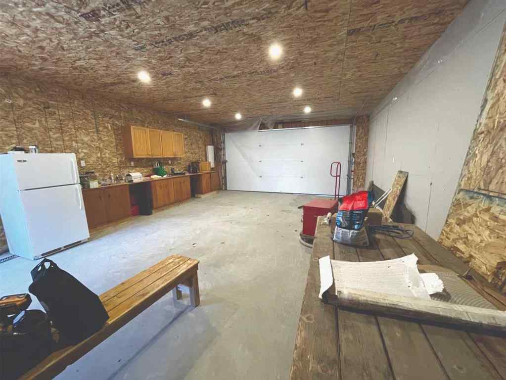 MLS® A2261361 - 7508 36 Avenue NW in Bowness Calgary, Residential