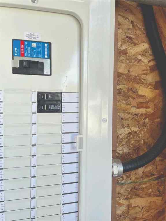 MLS® A2261361 - 7508 36 Avenue NW in Bowness Calgary, Residential