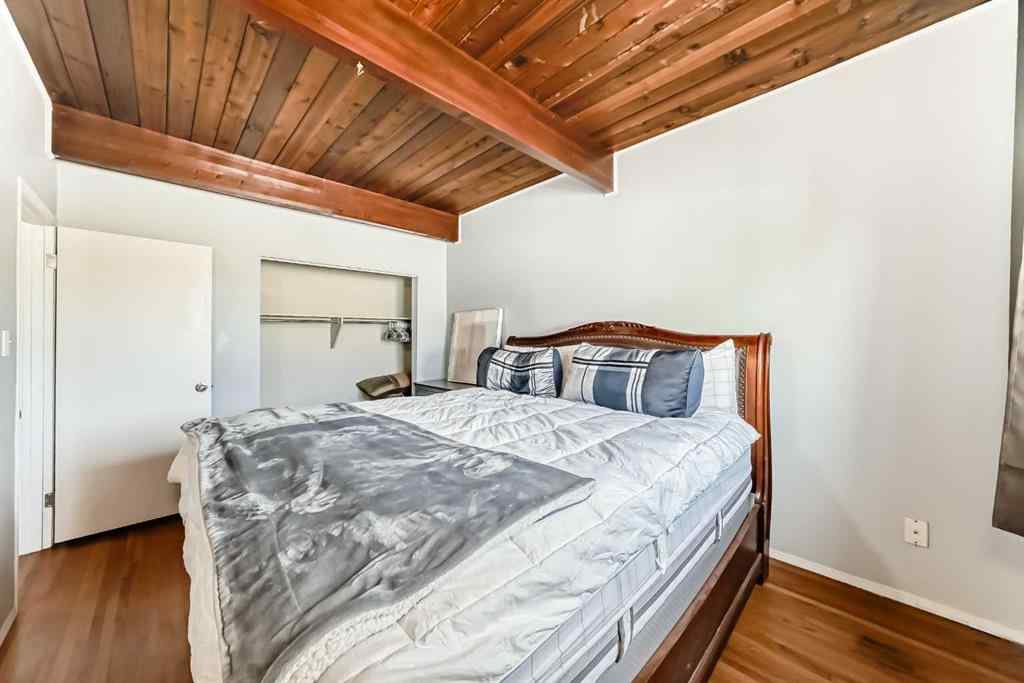 MLS® A2261361 - 7508 36 Avenue NW in Bowness Calgary, Residential