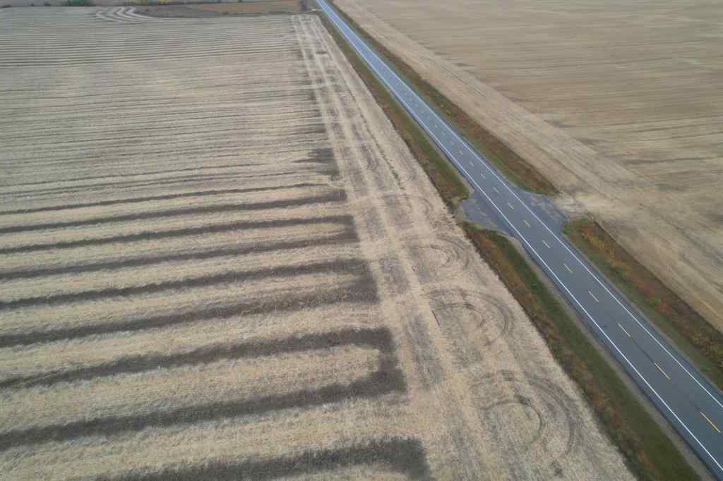 MLS® A2261374 - SW 28 71 10 W6 TWP 714   in N/A Beaverlodge, Agri-Business
