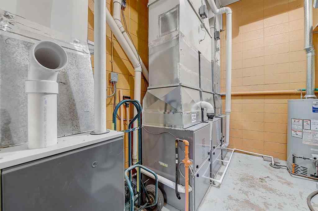 MLS® A2261376 - 10030 101 Avenue  in NONE Hythe, Commercial