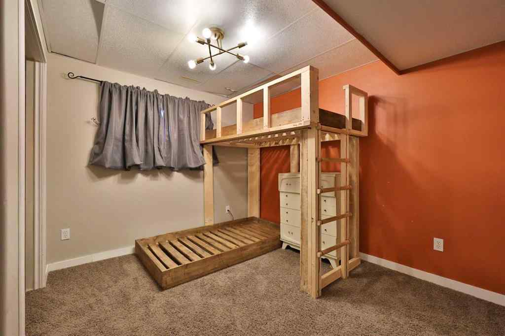 MLS® A2261381 - 281 N 300 W   in NONE Raymond, Residential