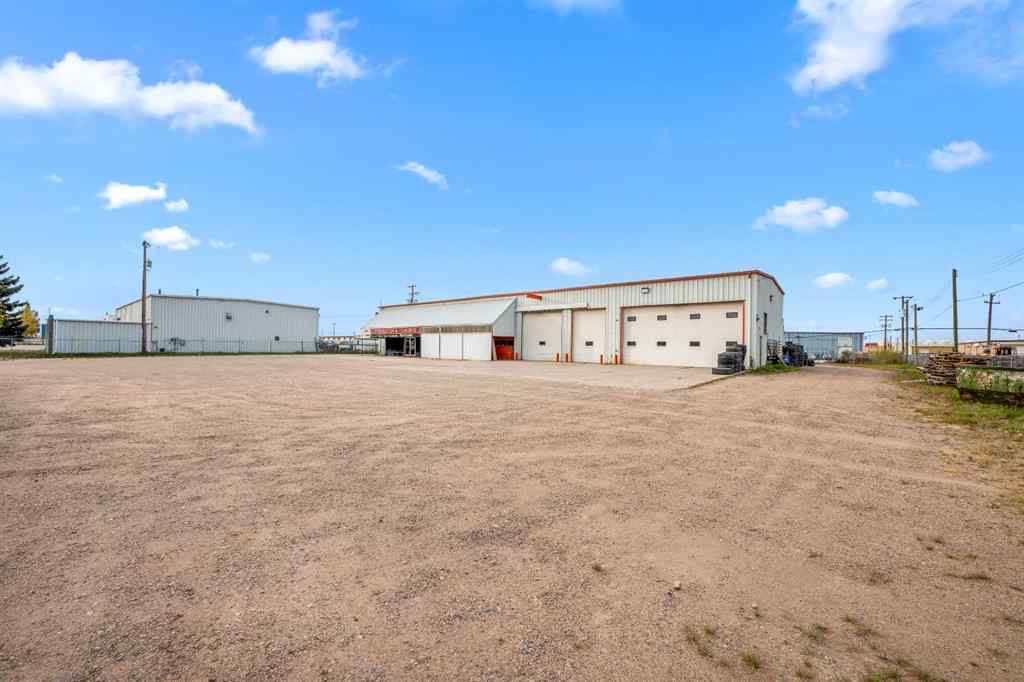 MLS® A2261385 - 5114 62 Street  in Glen E. Neilsen Industrial Park Lloydminster, Commercial