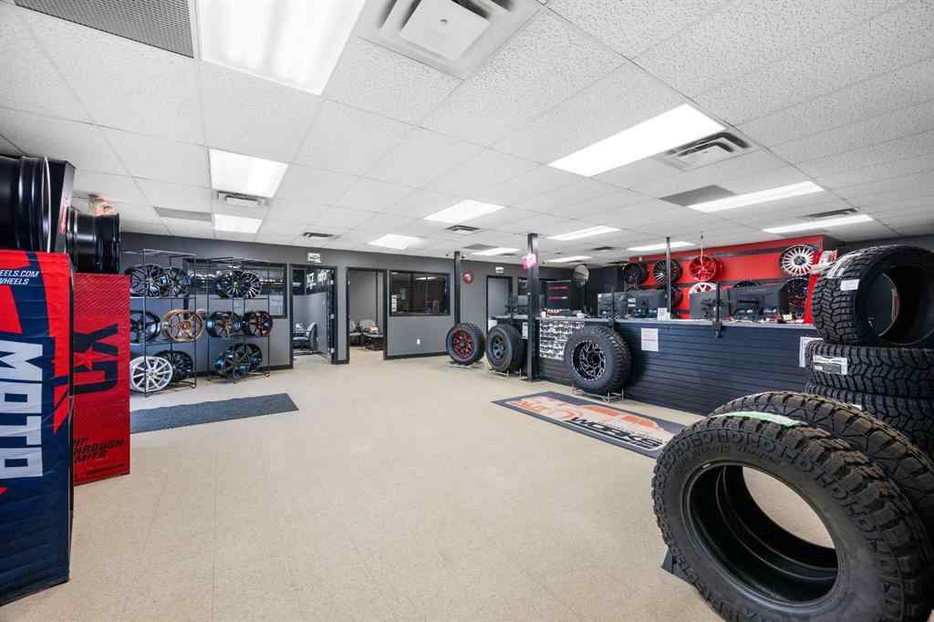 MLS® A2261385 - 5114 62 Street  in Glen E. Neilsen Industrial Park Lloydminster, Commercial