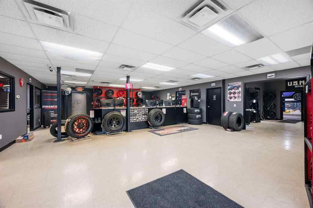 MLS® A2261385 - 5114 62 Street  in Glen E. Neilsen Industrial Park Lloydminster, Commercial