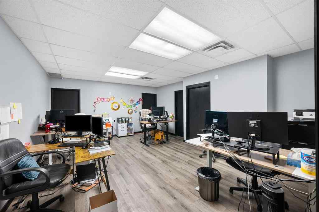 MLS® A2261385 - 5114 62 Street  in Glen E. Neilsen Industrial Park Lloydminster, Commercial