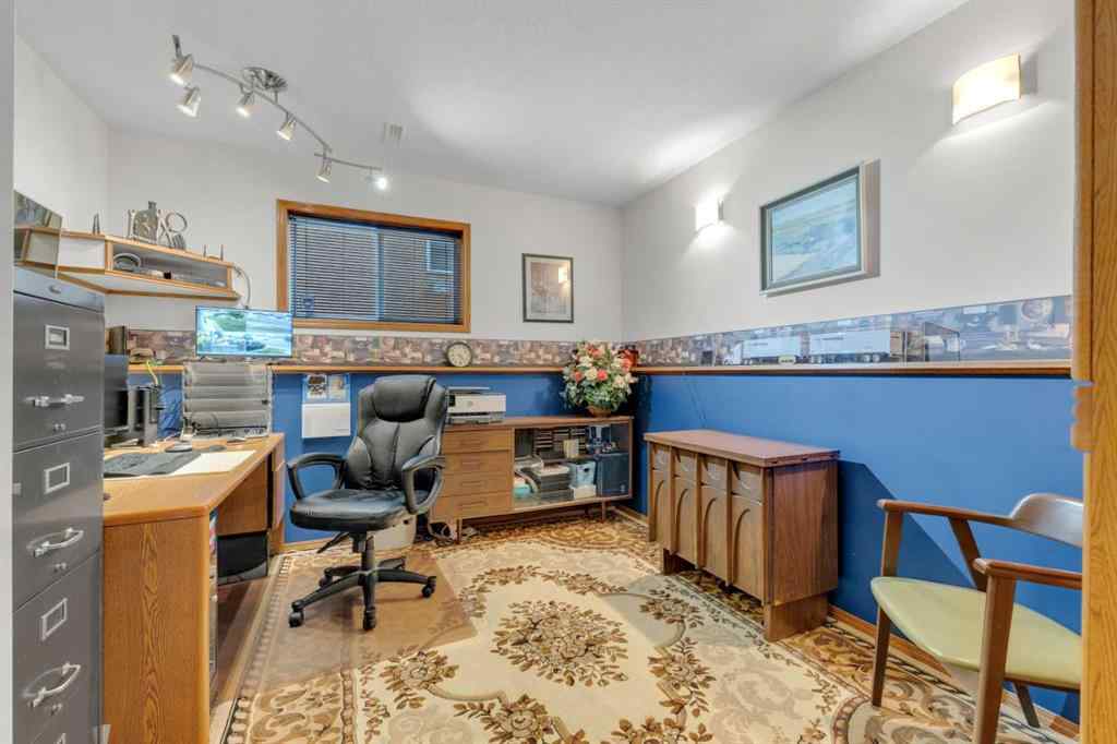 MLS® A2261393 - 18 Asmundsen Close  in Anders South Red Deer, Residential