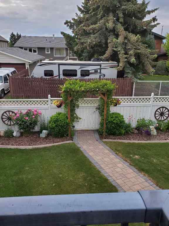 MLS® A2261393 - 18 Asmundsen Close  in Anders South Red Deer, Residential