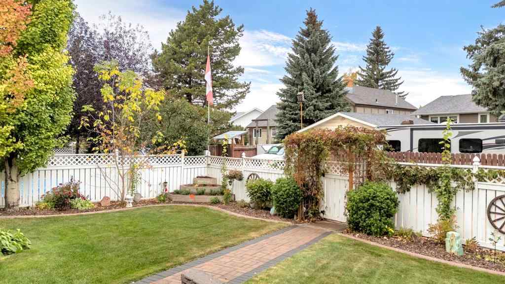 MLS® A2261393 - 18 Asmundsen Close  in Anders South Red Deer, Residential