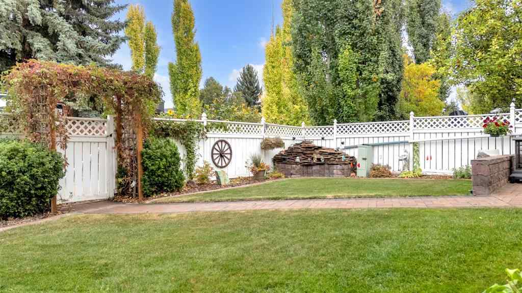 MLS® A2261393 - 18 Asmundsen Close  in Anders South Red Deer, Residential