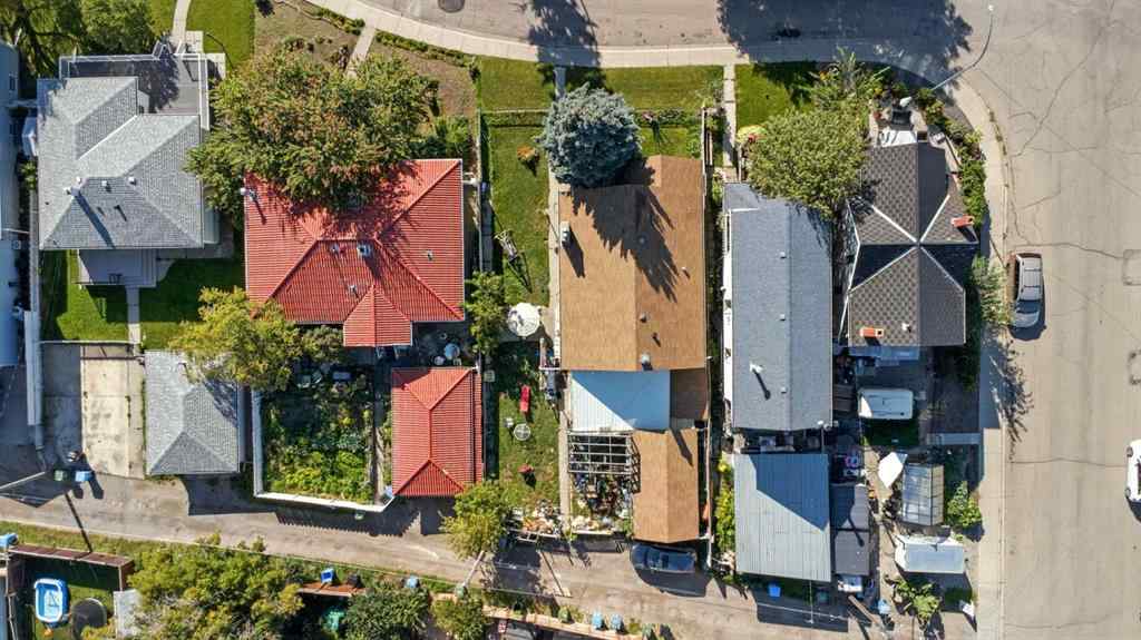 MLS® A2261396 - 1806 Ramsay Street SE in Ramsay Calgary, Residential