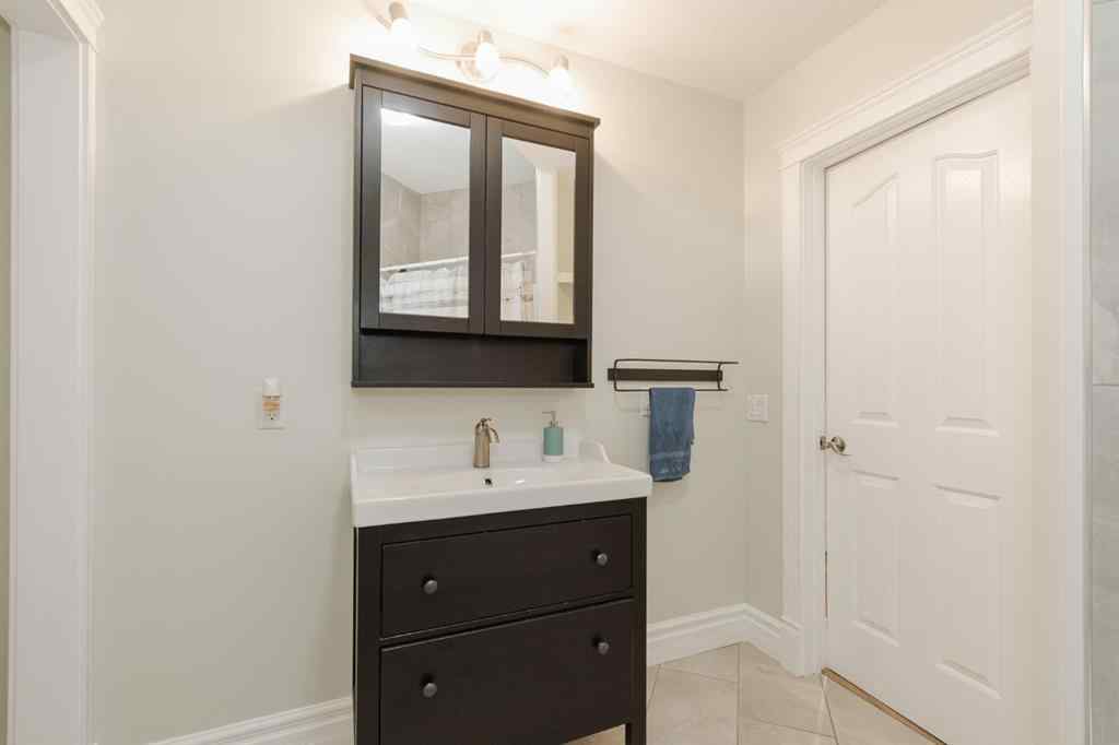 MLS® A2261397 - 403 Falcon Drive  in Eagle Ridge Fort McMurray, Residential