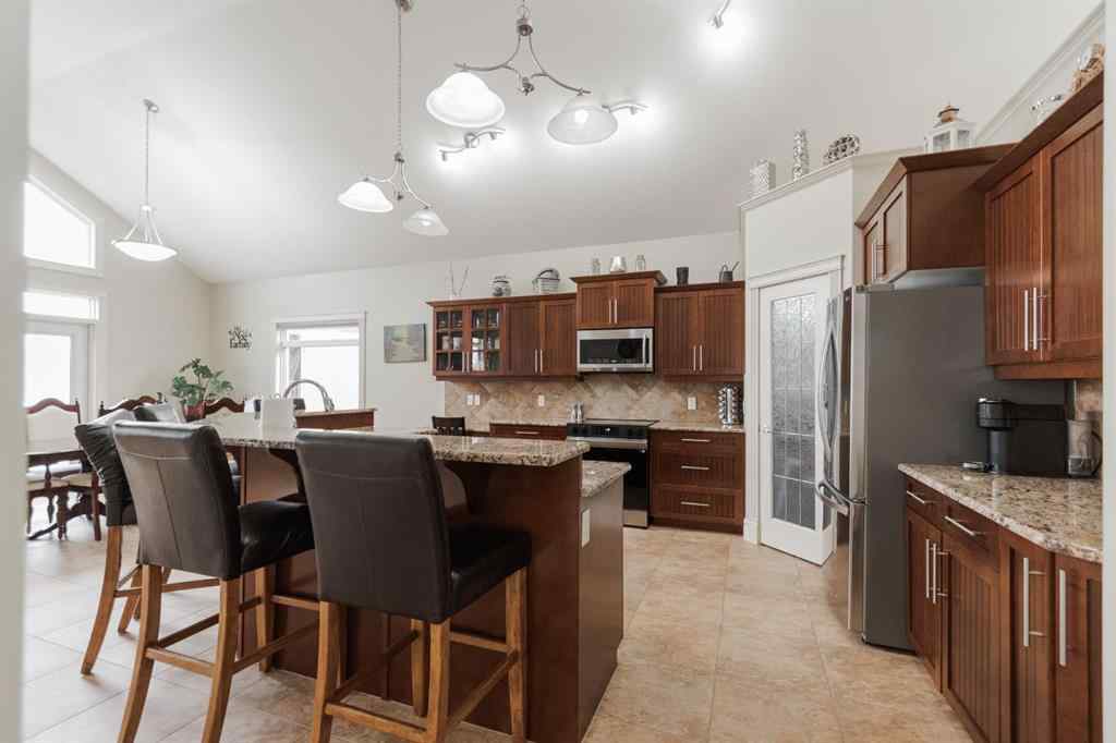 MLS® A2261397 - 403 Falcon Drive  in Eagle Ridge Fort McMurray, Residential