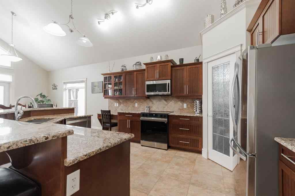 MLS® A2261397 - 403 Falcon Drive  in Eagle Ridge Fort McMurray, Residential