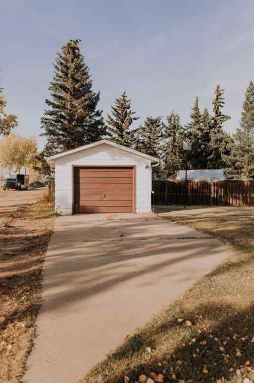 MLS® A2261401 - 317 4 Avenue Crescent  in NONE Wainwright, Residential