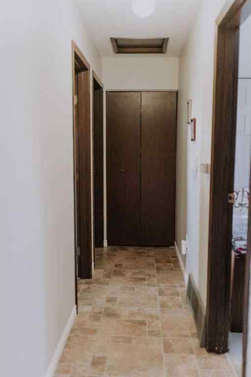 MLS® A2261401 - 317 4 Avenue Crescent  in NONE Wainwright, Residential