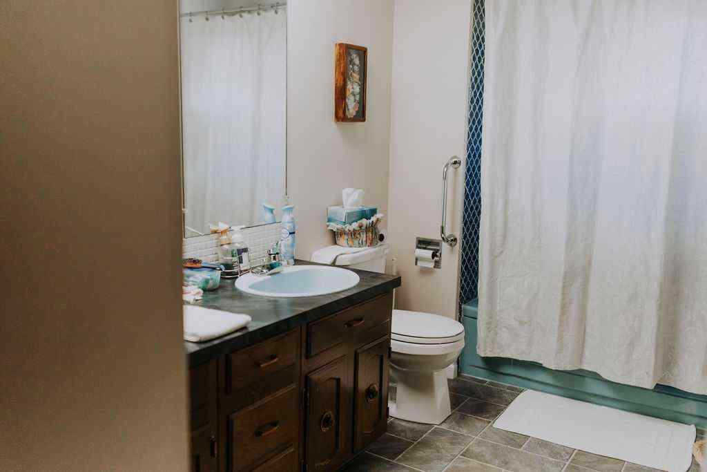 MLS® A2261401 - 317 4 Avenue Crescent  in NONE Wainwright, Residential