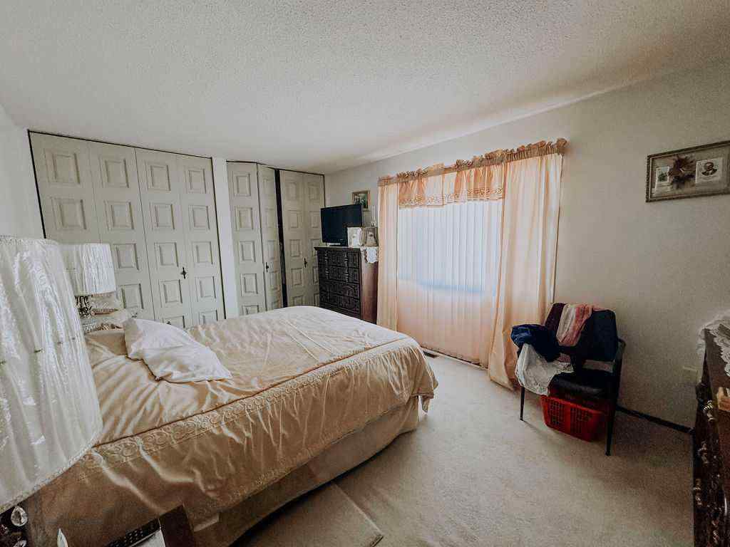 MLS® A2261401 - 317 4 Avenue Crescent  in NONE Wainwright, Residential