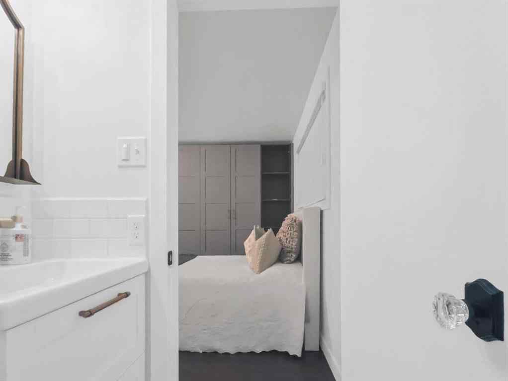 MLS® A2261409 - 2618 21 Avenue S in Agnes Davidson Lethbridge, Residential