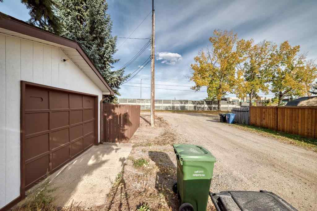 MLS® A2261411 - 15 Arlington Bay SE in Acadia Calgary, Residential