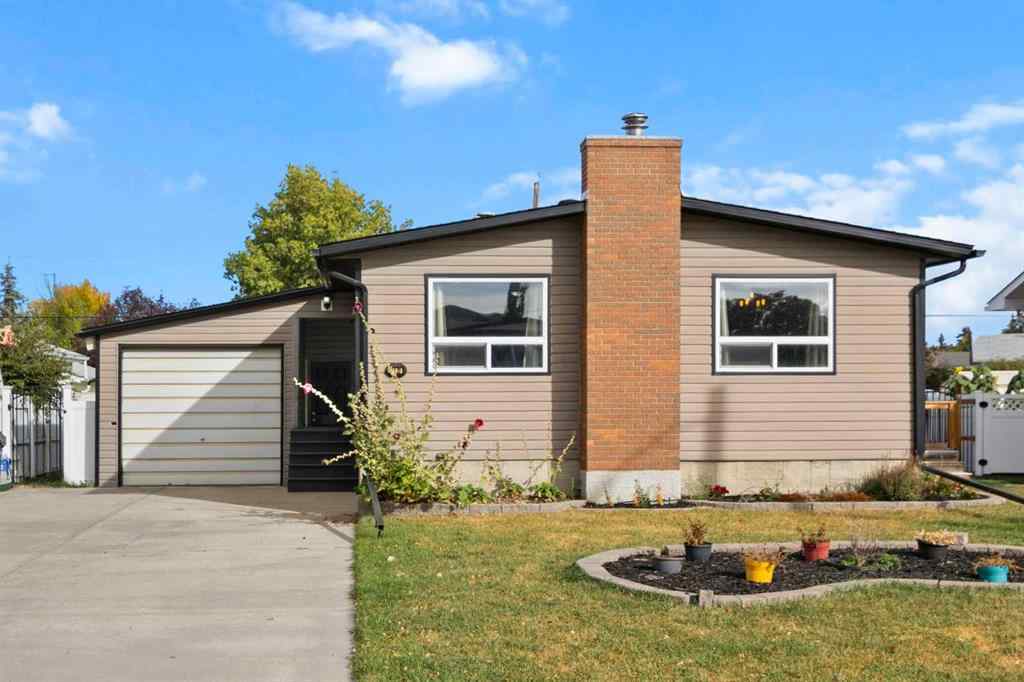 MLS® A2261418 - 2132 16 Avenue  in NONE Didsbury, Residential